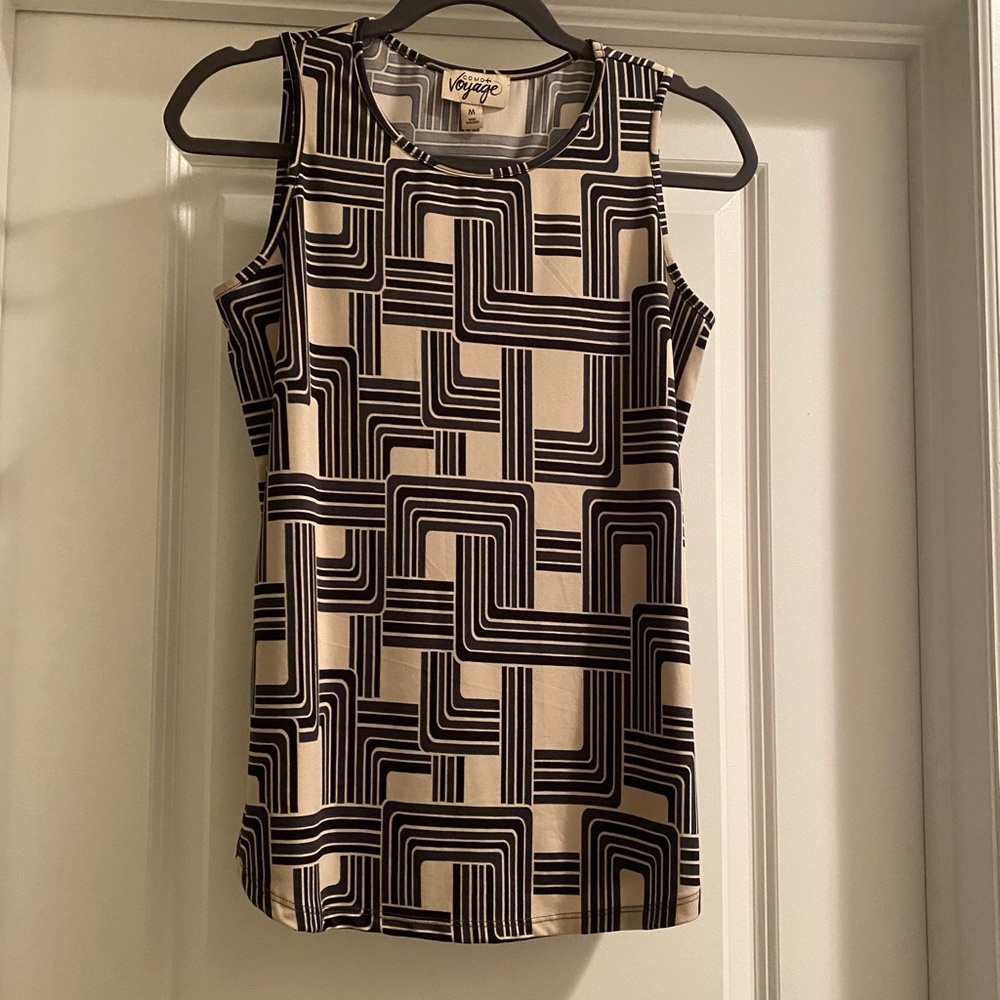 Geometric Print Sleeveless Top